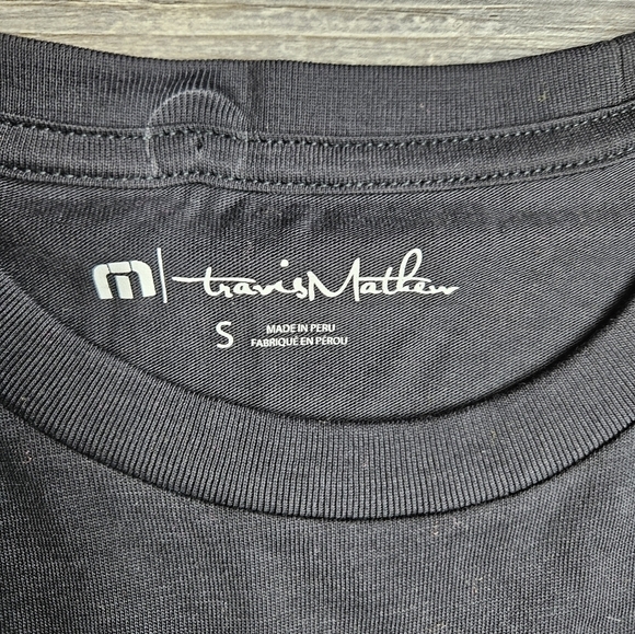 Travis Mathew NEW Men's Tshirt Race You Style 1MT158 Black Golf Cart + Beer - Picture 5 of 6